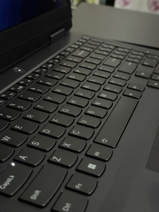 Lenovo LOQ RTX 4060 140W / i7-13620H / 32GB DDR5 / 1TB – 230W