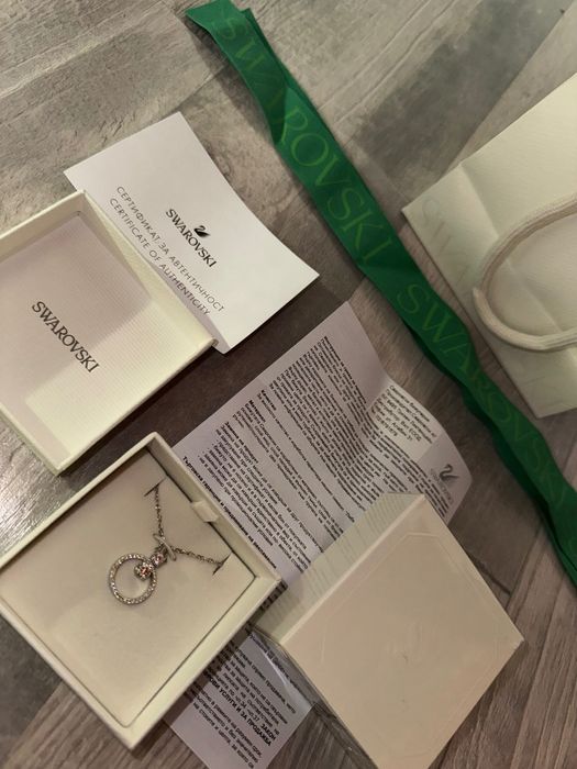 Оригинално колие Swarovski