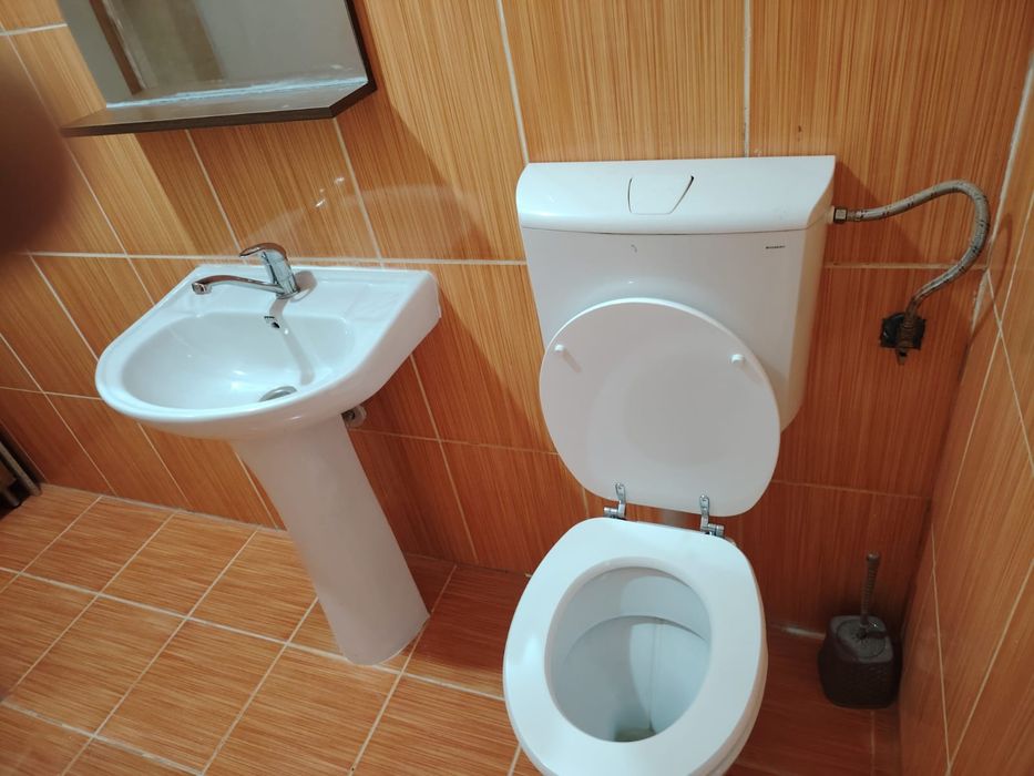 Închiriez apartament zona Faget