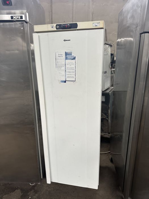 Професионален хладилник Gram Дания