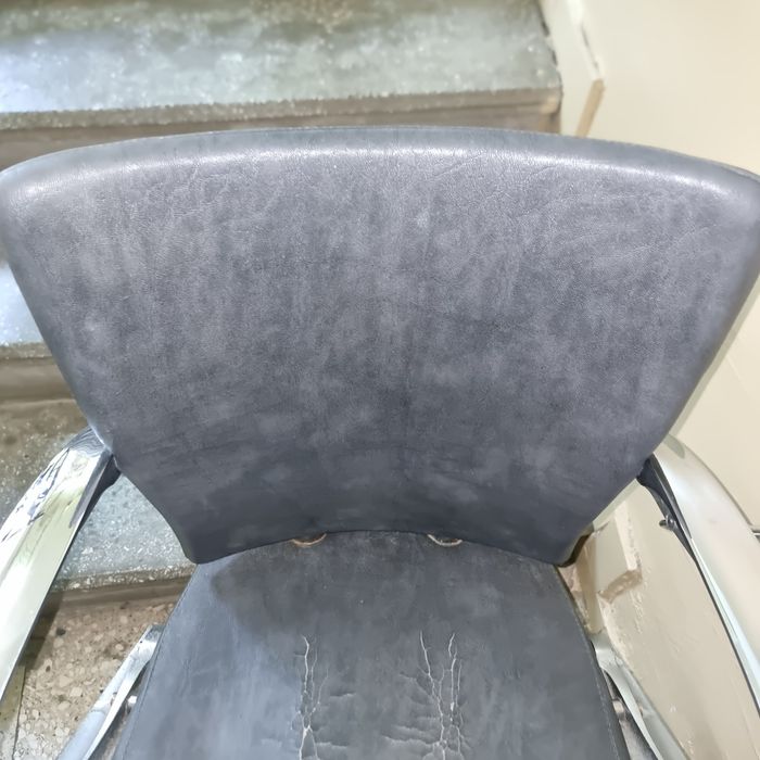 Vand scaun salon frizerie