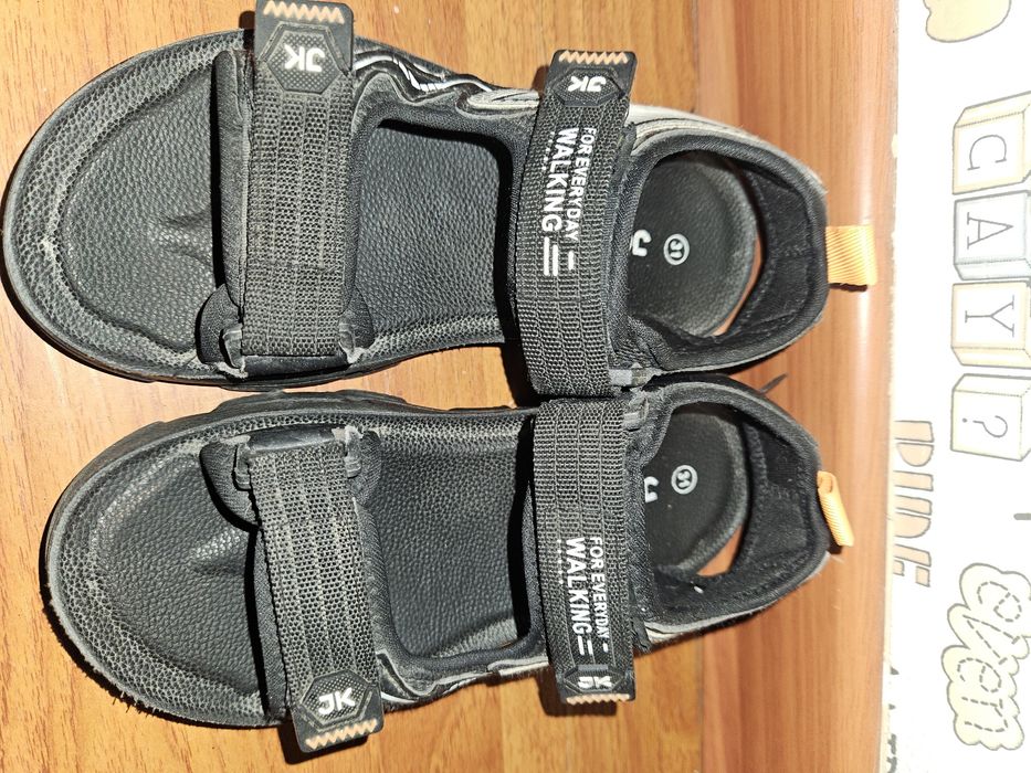 Продам обувь для мальчика