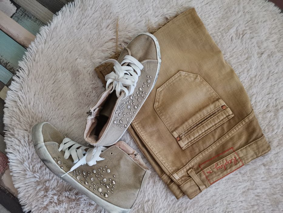 Нова пола Replay