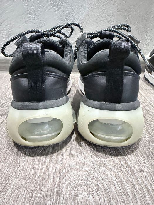 Маратонки Nike 36,5 eur