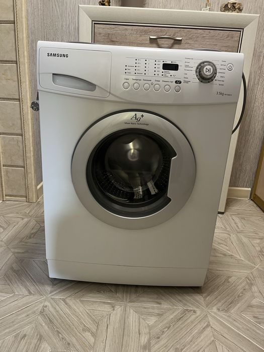 Продам машинку ( автомат)