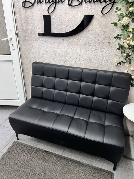 Продам диван для ожидания