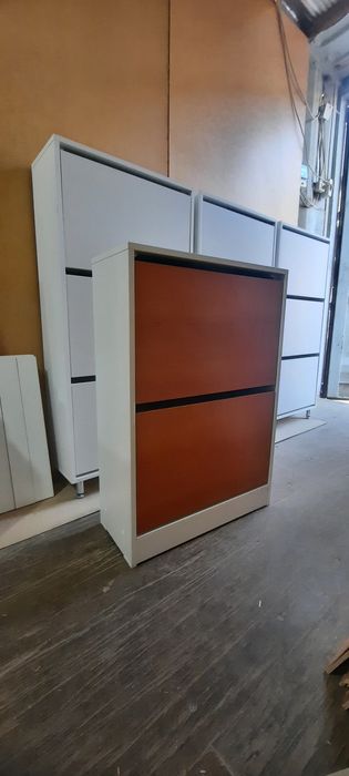 Продам шкаф для обуви