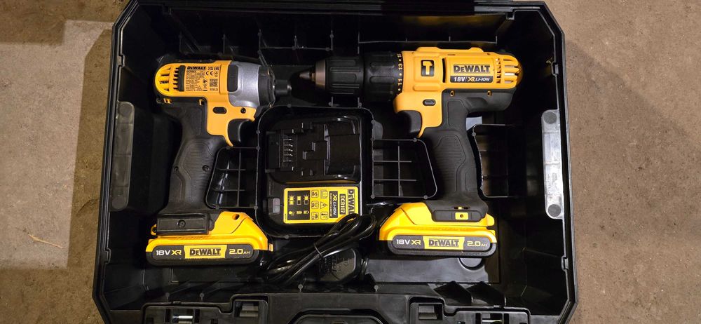 Бормашина и винтоверт(drill and impact) DeWalt
