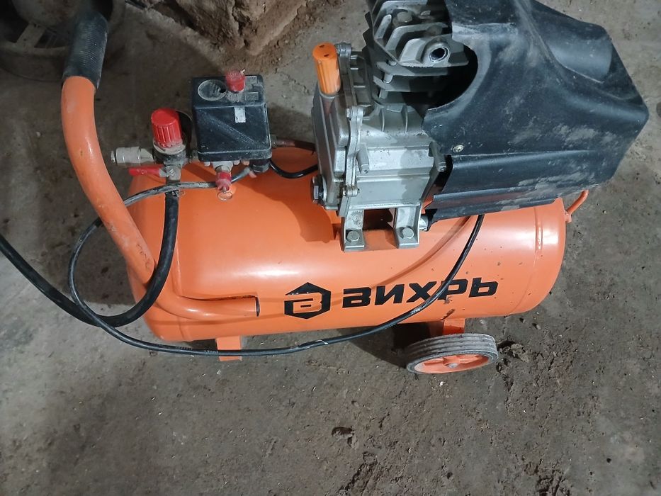 Kompressor sotiladi holati zo'r