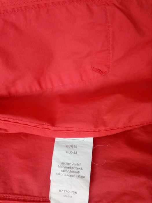 Есенни дамски якета