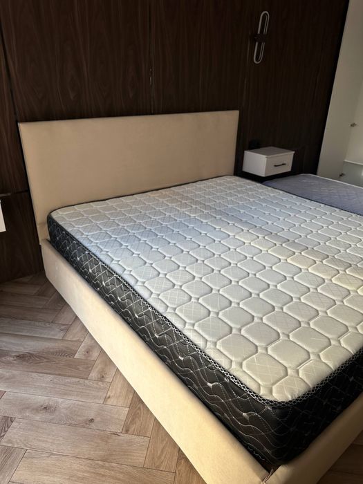 Продам кровать 180*200