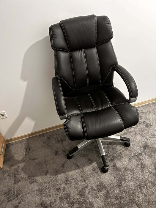 Scaun birou nou-doar desfacut