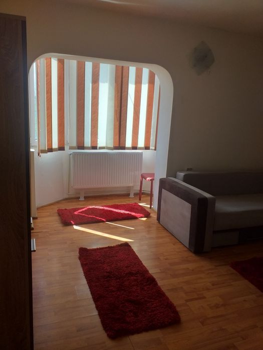 Închiriez garsonieră in Bartolomeu