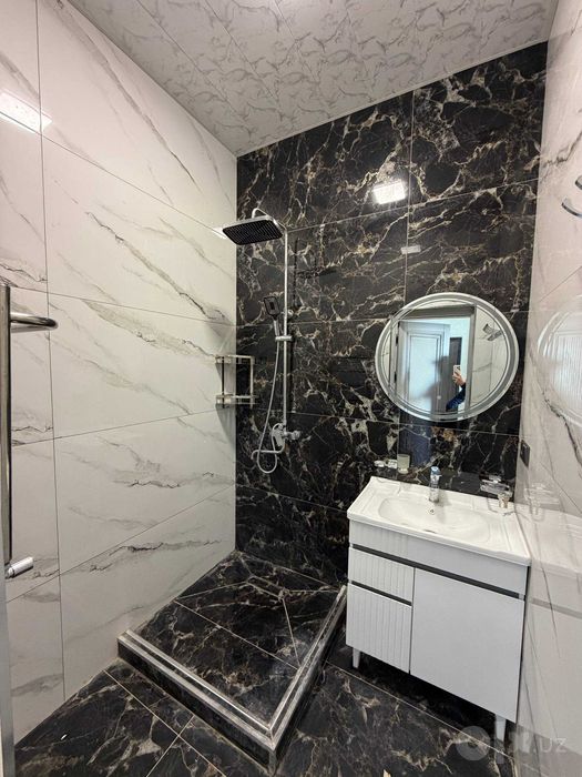 Сергели Мошина бозор квартира. 3 хона 75+75m2 BALCON нархи 91000 у.е