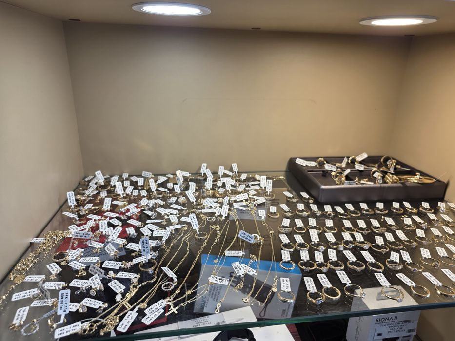 Bijuterii:AUR 14K Inel Bratara Cercei de la 419 lei/gr dama 585 barbat lant colier