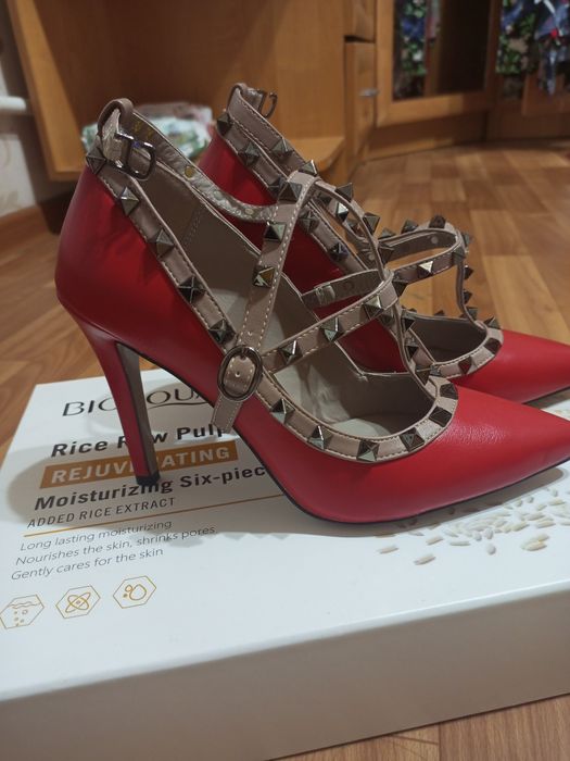 Туфли женские новые