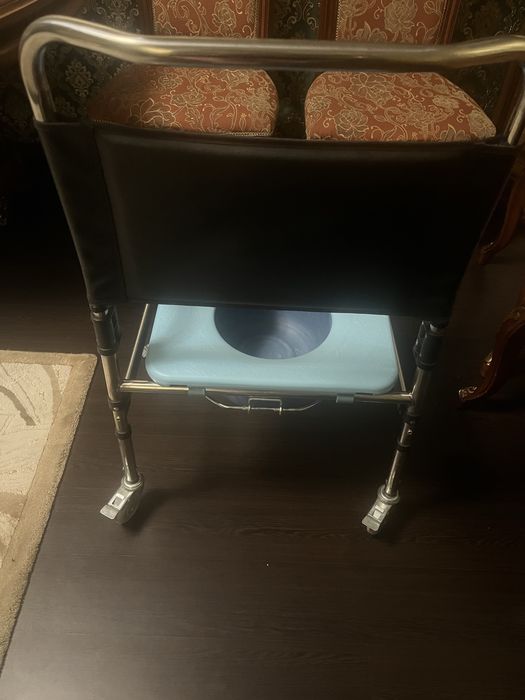 Инвалидная коляска домашняя