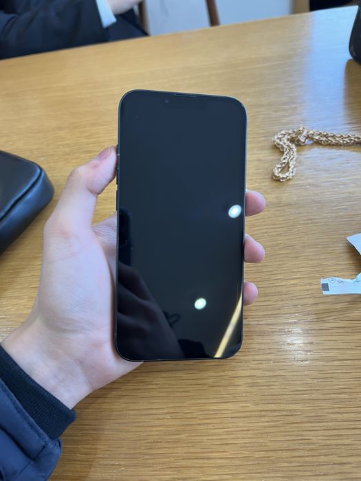 Продам айфон 13 iphone 13