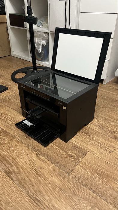 Продам принтер 3в1 Canon MF3010