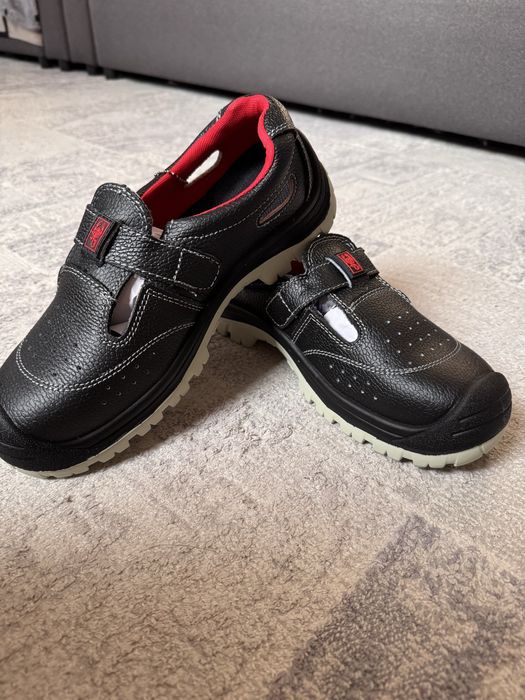 Спецобувь зимняя и летняя