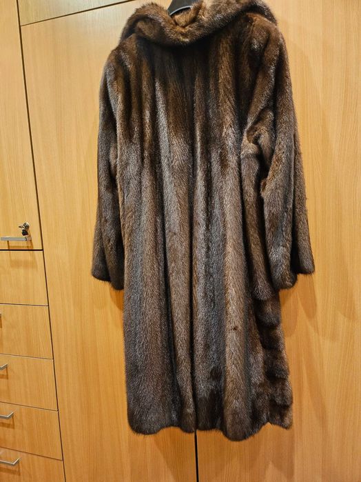 Haina blana nutrie Avanti marimea 44 italiana