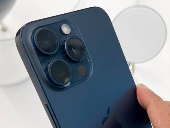 Продам Iphone 15 Pro Max 256 Gb