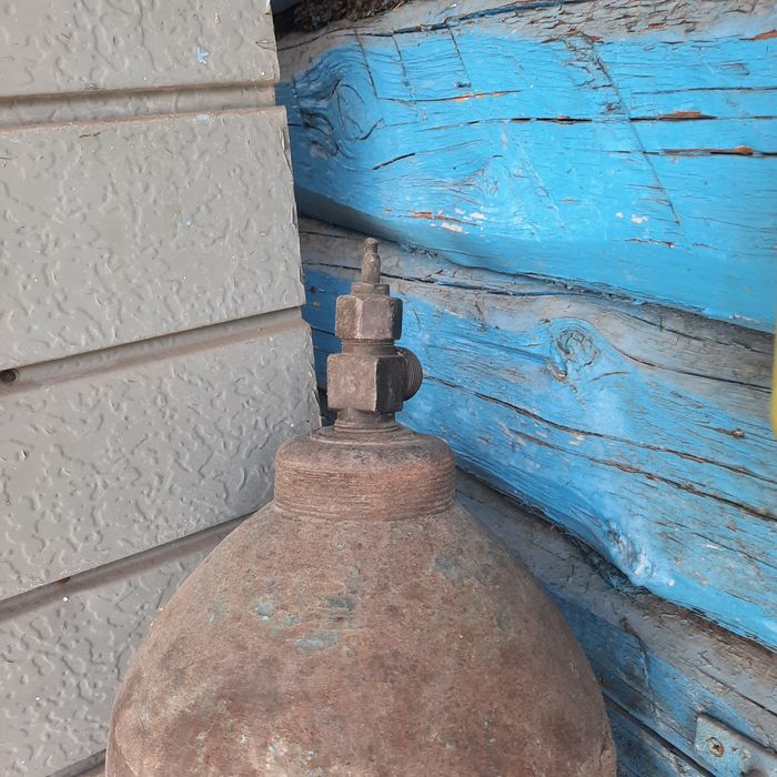 Продам кислородный балон