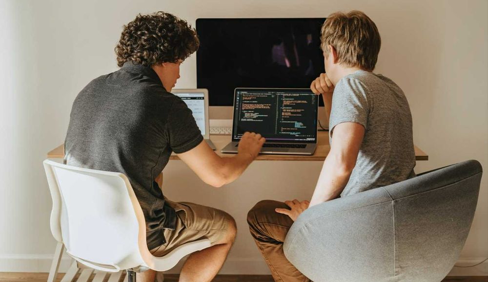 Curs Front-End: HTML, CSS, JS, React – Pregătire pentru Angajare