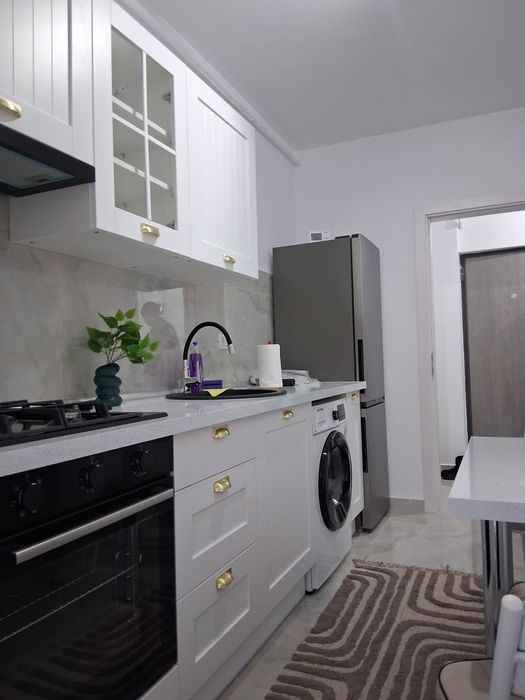 Chirie Str 1 Decembrie 1918 Chiajna Rosu Militari Residence