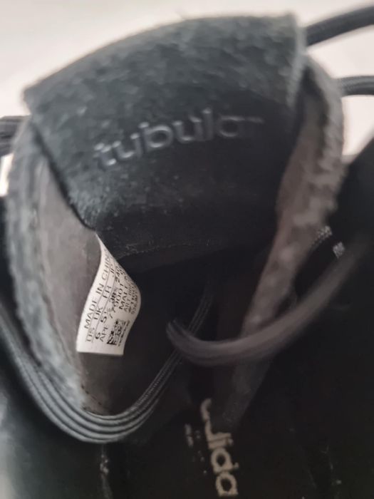 Ghete piele intoarsa naturala Adidas Tubular Strap, marimea 38 si 2/3