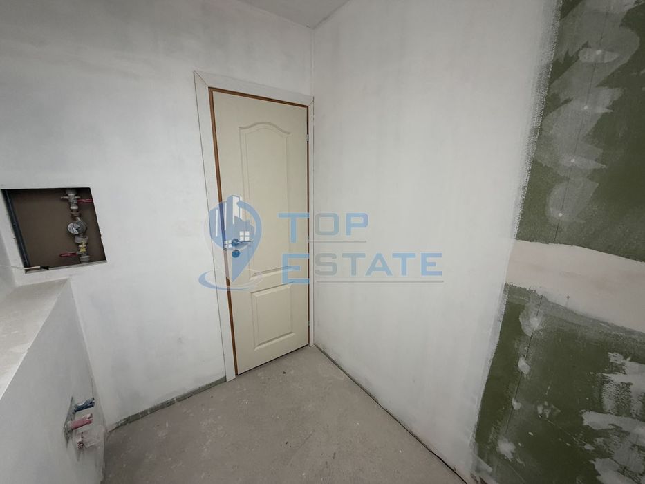 Продава се Тристаен апартамент в Велико Търново, Център - 126 кв.м за 1961 €/кв.м - Снимка #12