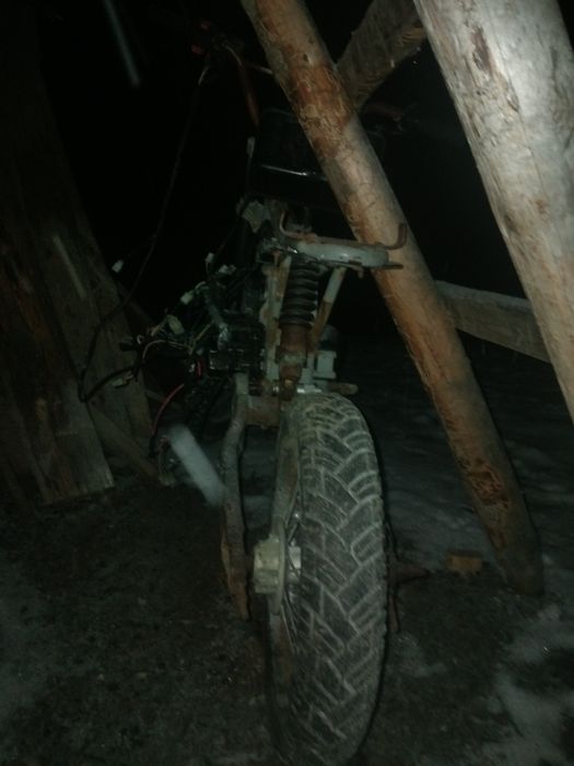 Vand sau dezmembrez cross 125cc defect