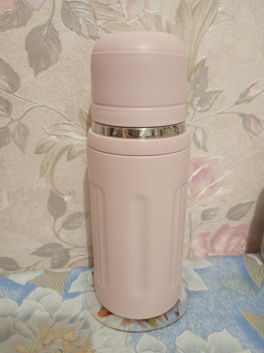 Продам новый термос