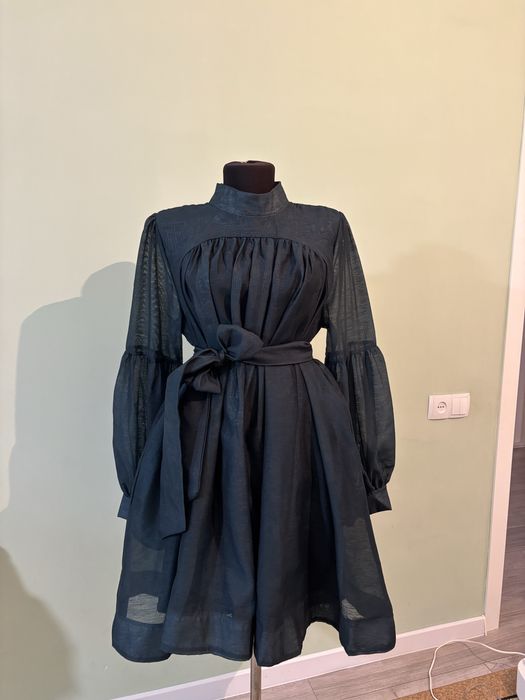 Платье новое очень хорошего качества