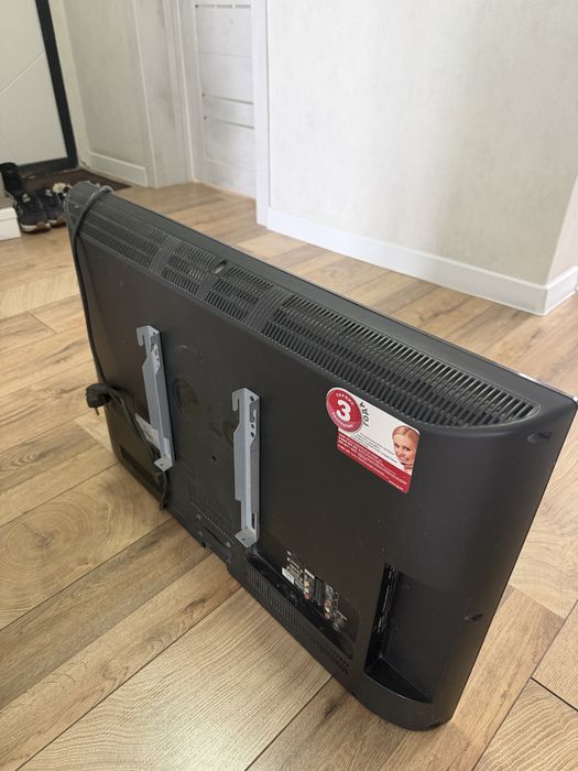 Продам телевизор в хорошем состояний