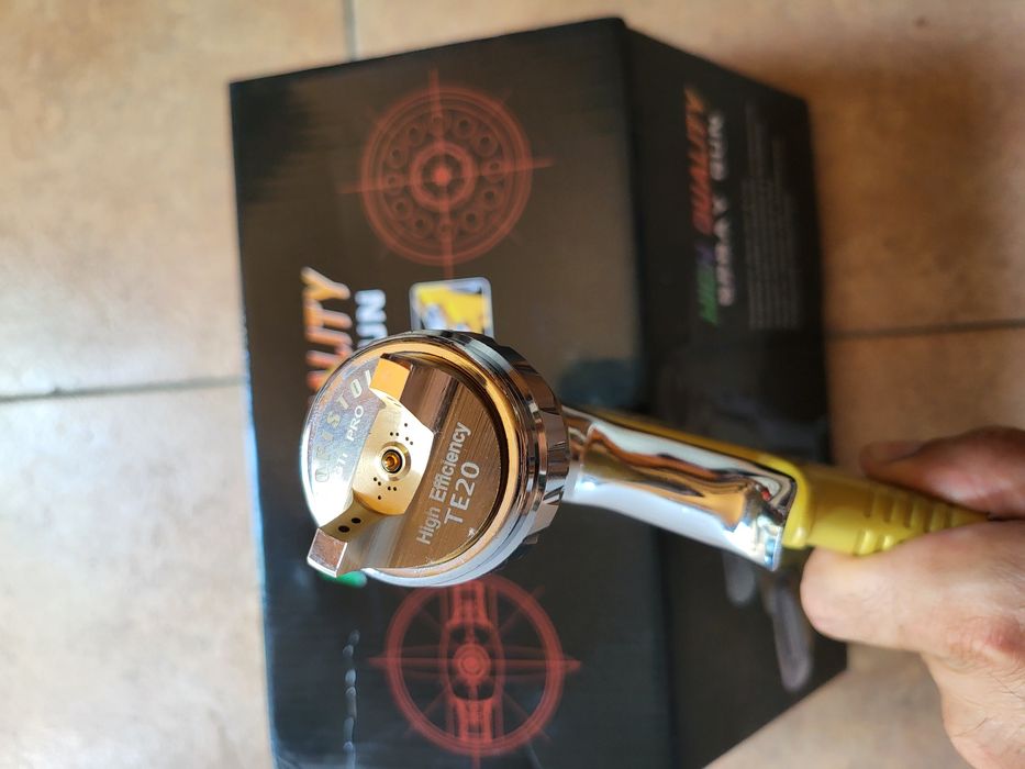 Pistol de vopsit auto. Duza 1.3. Topistol Gti Pro Lite. Vopsea. Lac
