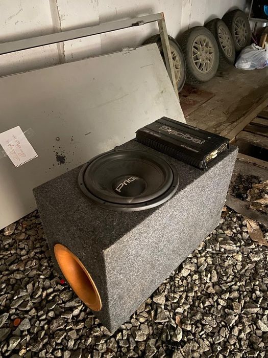 Продам сабвуфер и усилитель