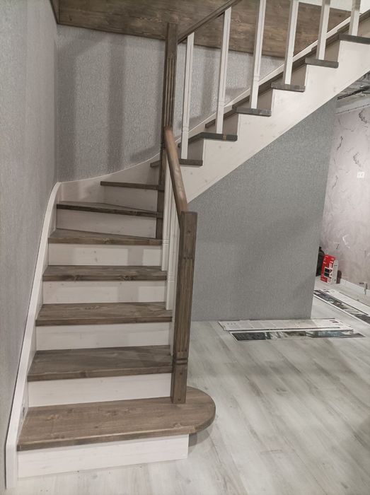 Деревянная лестница Производство Россия