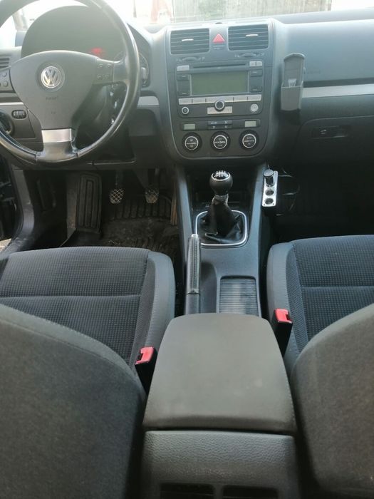 Volkswagen golf V UNITED