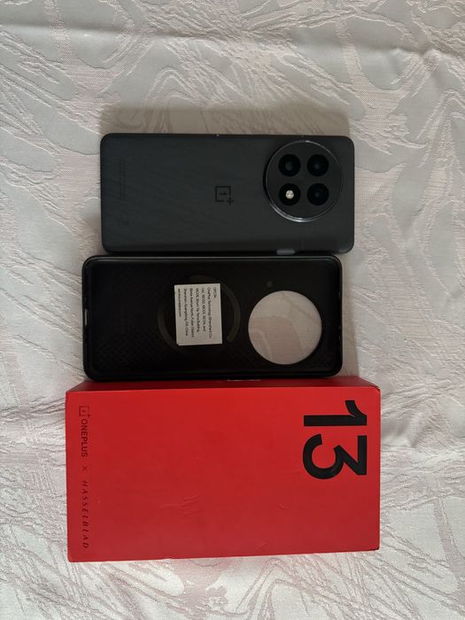 Oneplus 13 256gb stocare, 12gb ram, negru