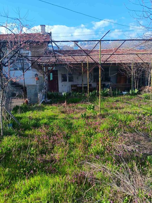 Продавам къща в село Тъжа