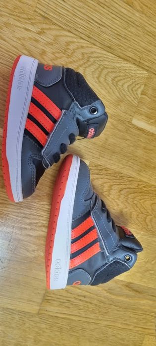 Ghete adidas Hoops 20
