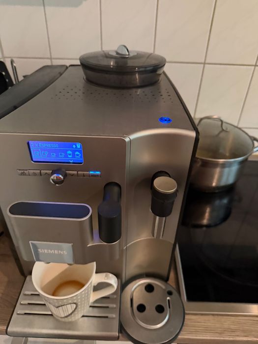 Siemens EQ 7 Plus кафемашина