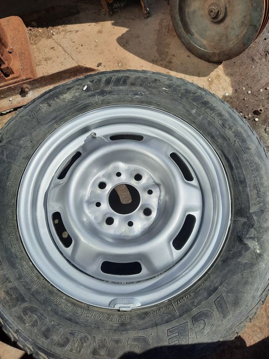 Продам диск с резиной r13