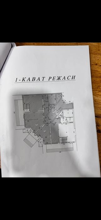 нотурар бино сотилади (магазин  офес кафе цех ) 3 метир йулгача масофа