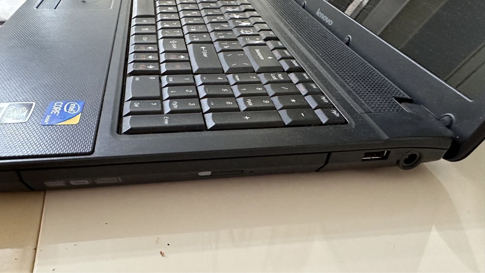 Продается ноутбук Lenovo