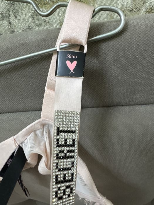 Бюстгалтер Victoria Secret