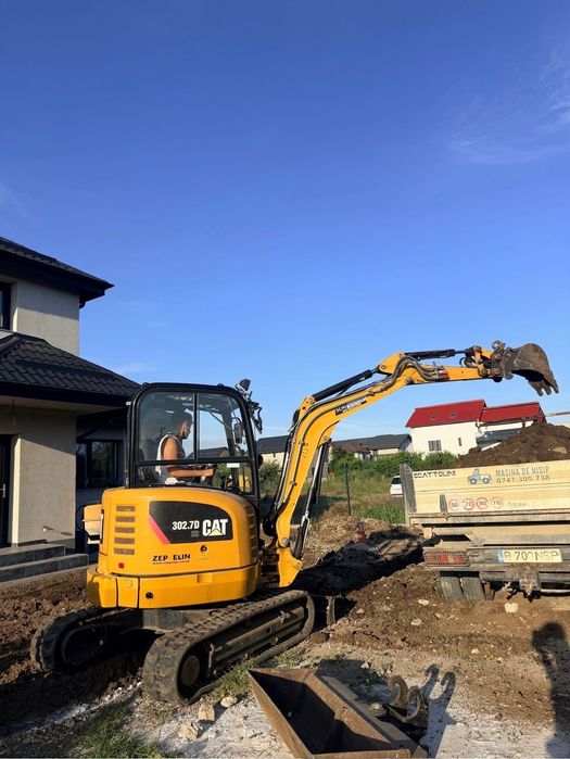 Închiriere mini excavator CAT 3 tone București Ilfov