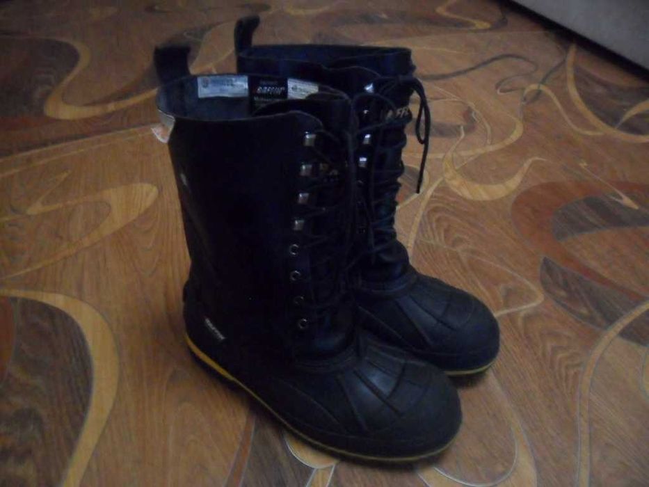 Продам сапоги Баффины