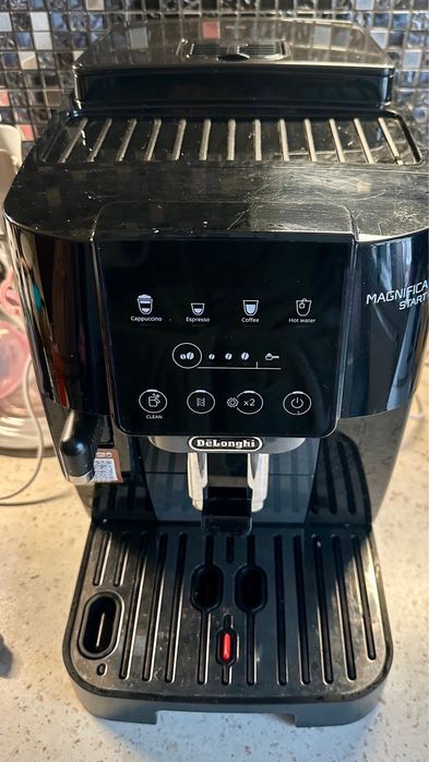 Espressor De’Longhi Magnifica Start